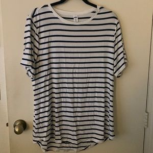 LIKE NEW Old Navy Striped Luxe Tee XL Tall